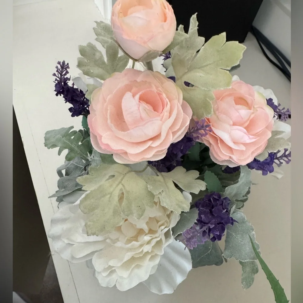 🎉LAST PIECE🎉JOLIE FLEUR 13in‎ Artificial Flowers In Cement Pot